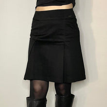 将图片加载到图库查看器，Black y2k mini skirt - UK 8
