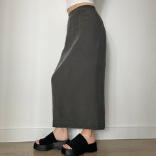 将图片加载到图库查看器，Vintage petite maxi skirt - UK 10
