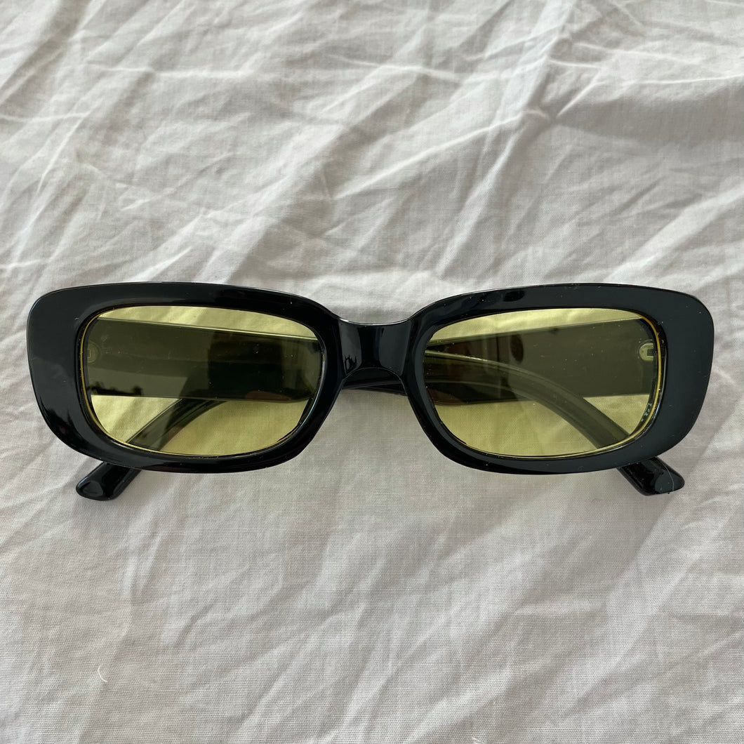 Black/yellow rectangle sunglasses
