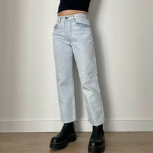 Load image into Gallery viewer, Petite vintage mom jeans - UK 8
