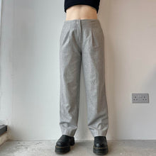 Load image into Gallery viewer, Petite wool trousers - UK 10

