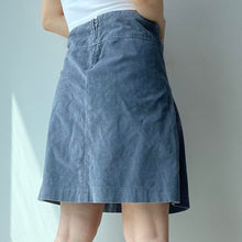 Load image into Gallery viewer, Grey corduroy mini skirt - UK 14
