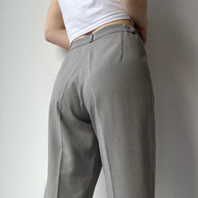 Load image into Gallery viewer, Petite tailored trousers - UK 10/12
