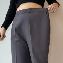 Load image into Gallery viewer, Vintage high waisted trousers - UK 12
