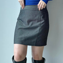 Load image into Gallery viewer, Petite tailored mini skirt - UK 10
