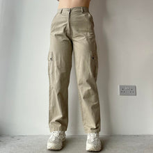Load image into Gallery viewer, Beige cargo pants - UK 8
