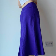 Load image into Gallery viewer, Linen midi skirt - UK 10
