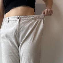 Load image into Gallery viewer, Petite linen trousers - UK 14
