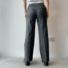 Load image into Gallery viewer, Petite smart trousers - UK 8
