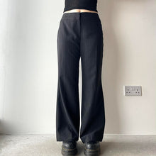 Cargar imagen en el visor de la galería, Petite pinstripe flared trousers - UK 12
