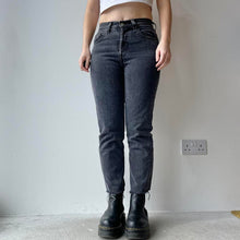 将图片加载到图库查看器，Grey black Levi 501 jeans - UK 6

