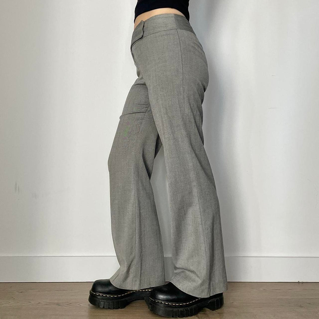Petite Y2K flared trousers - UK 8