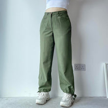 Load image into Gallery viewer, Green cargo pants - UK 10
