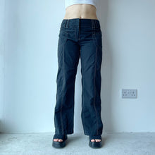 Load image into Gallery viewer, Petite cargo pants - SMALL
