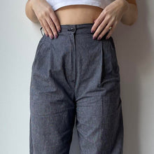 Load image into Gallery viewer, Vintage tailored trousers - UK 6/8
